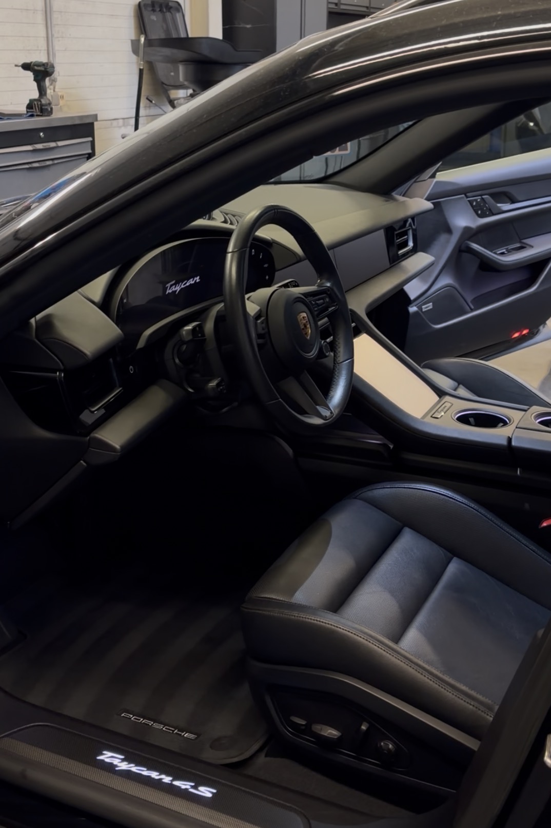 Interieur reiniging door Blinq Detailing